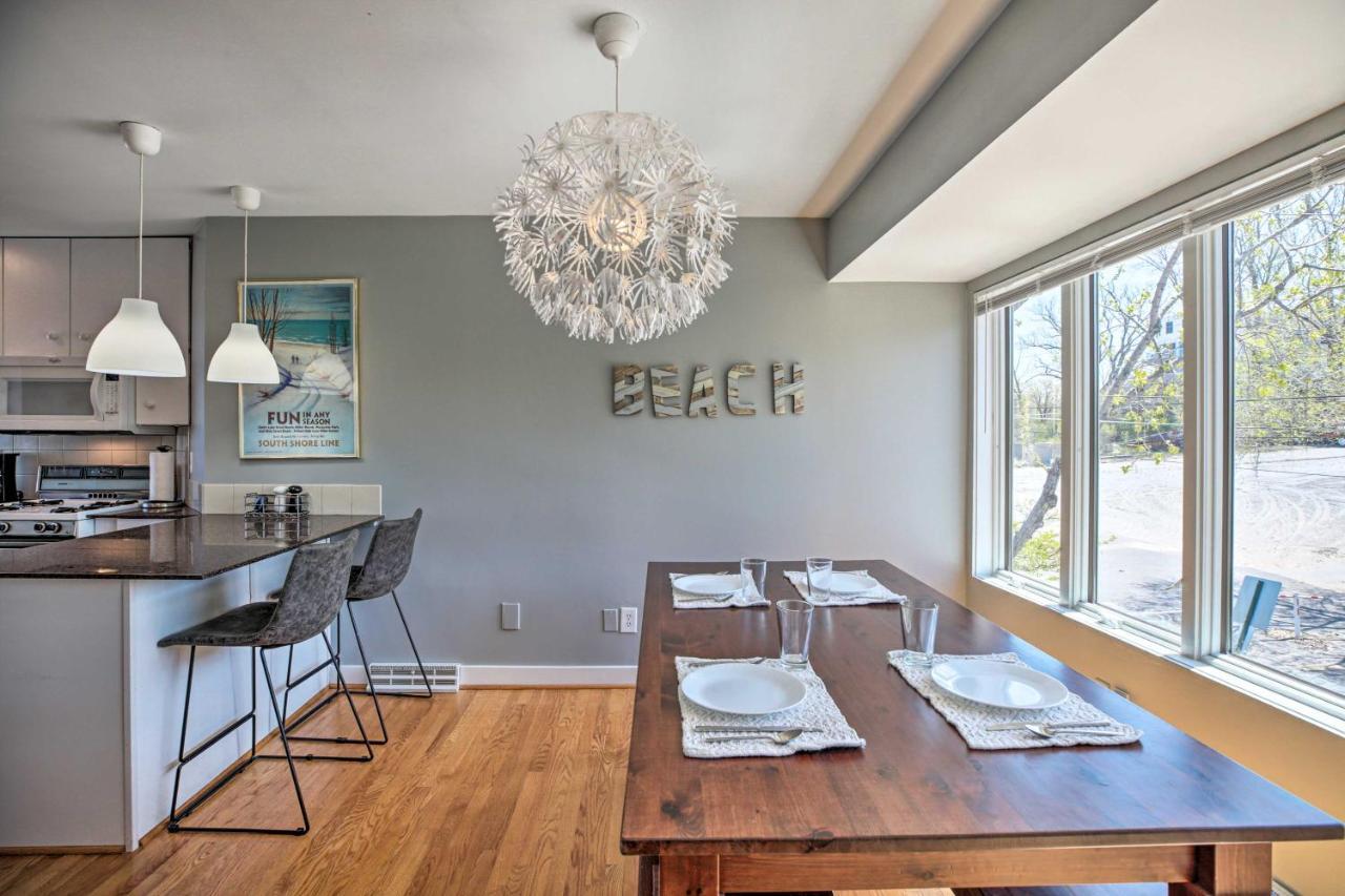 Lakefront Family Retreat With Grill Steps To Beach! Gary Екстер'єр фото