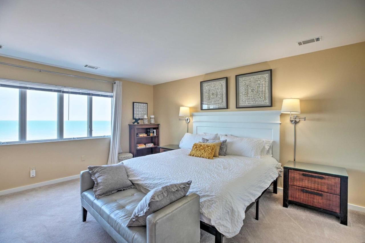 Lakefront Family Retreat With Grill Steps To Beach! Gary Екстер'єр фото