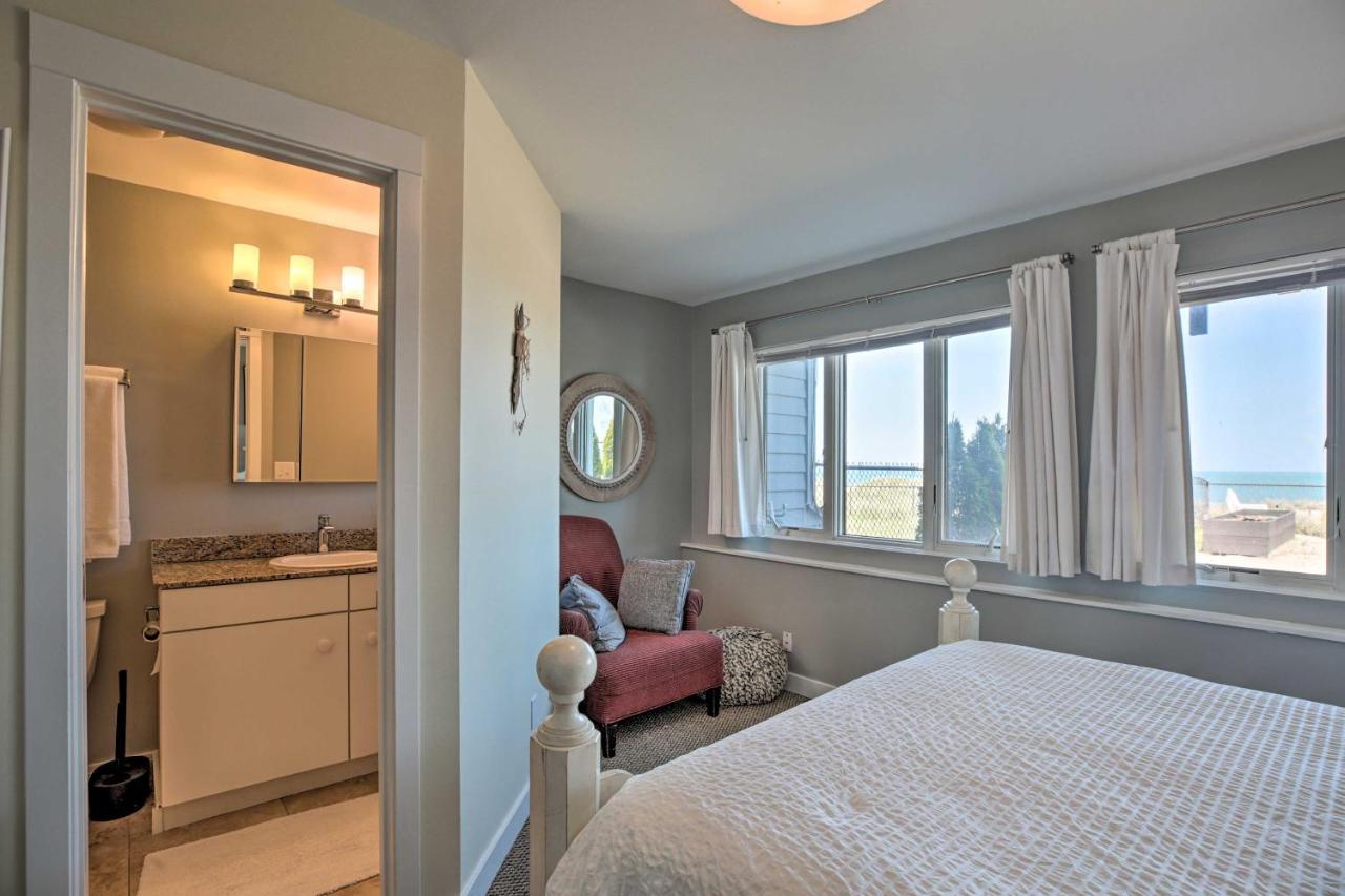 Lakefront Family Retreat With Grill Steps To Beach! Gary Екстер'єр фото