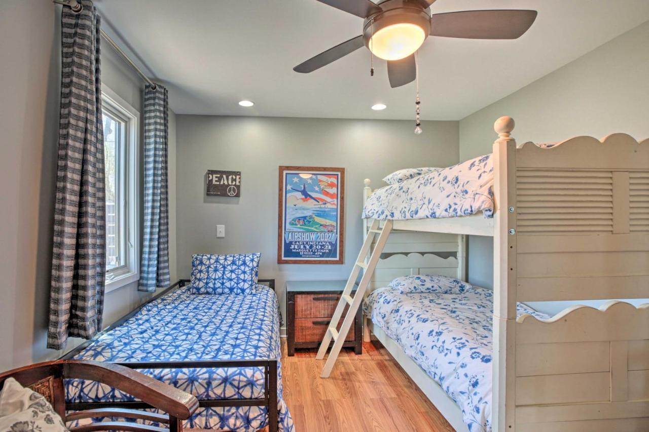 Lakefront Family Retreat With Grill Steps To Beach! Gary Екстер'єр фото