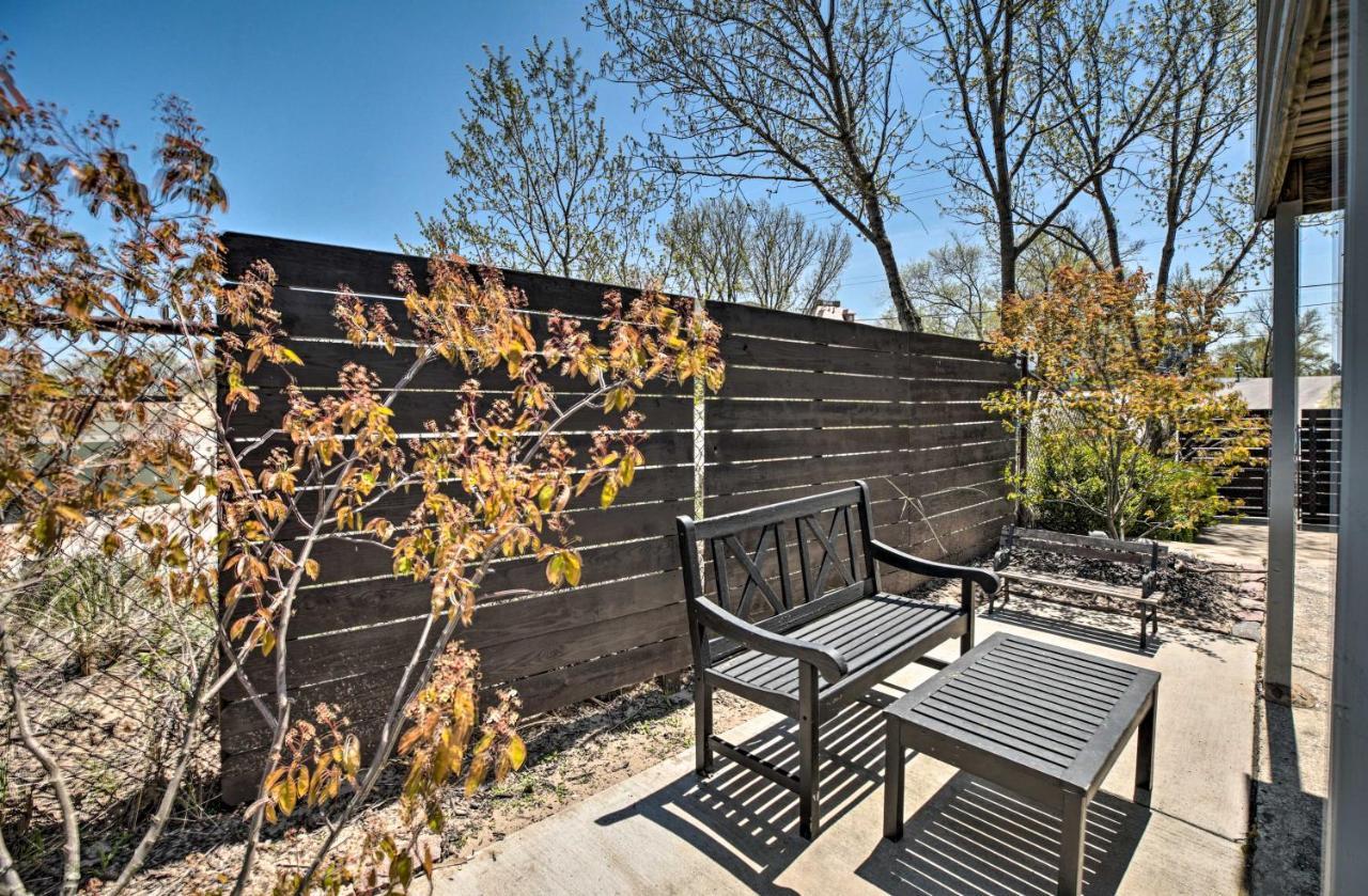 Lakefront Family Retreat With Grill Steps To Beach! Gary Екстер'єр фото